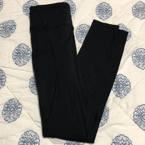 Black Lululemon leggings